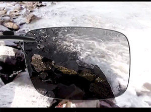 ドライブにおすすめの調光サングラス