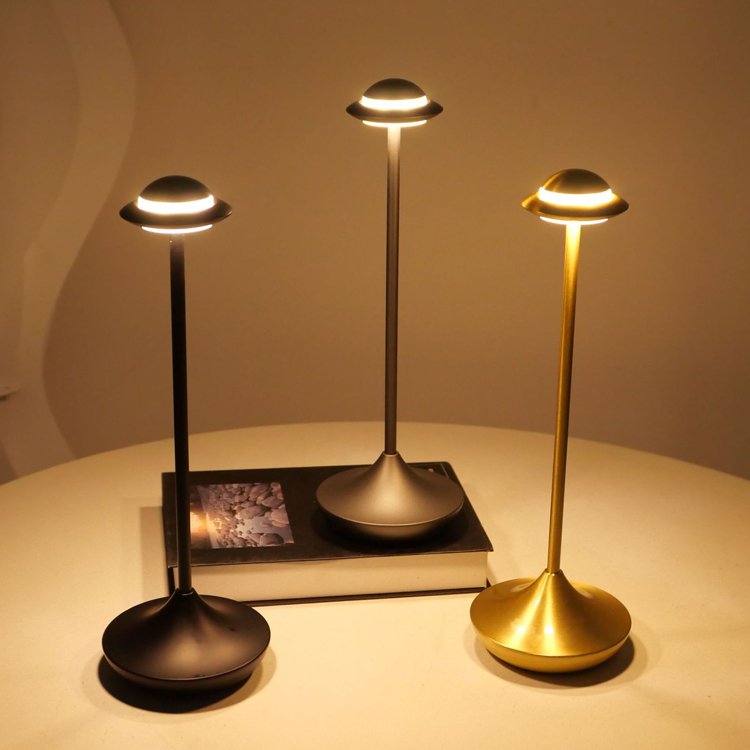 Hot Sale Charger Lamp Wireless Touch Control  Night Light Metal Side Lamps for Bedroom Cordless Smal