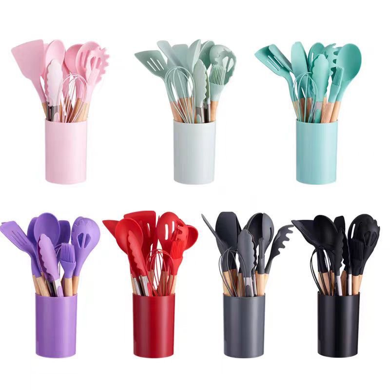 Kitchen utensil set