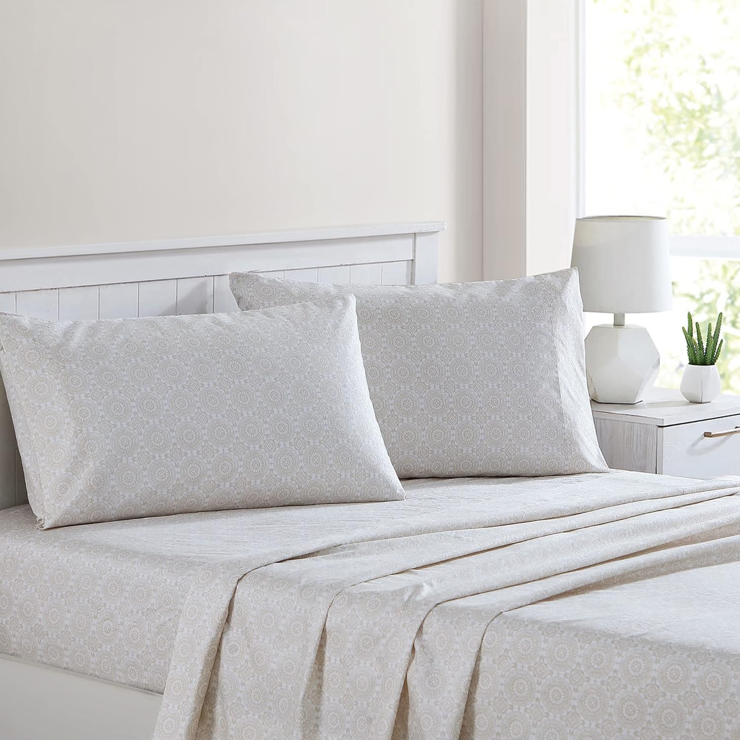 Wholesale 1800TC Luxury Bed Sheet Set White Hotel Linen 1cm Satin Stripe Bulk Bed Flat Sheets for St