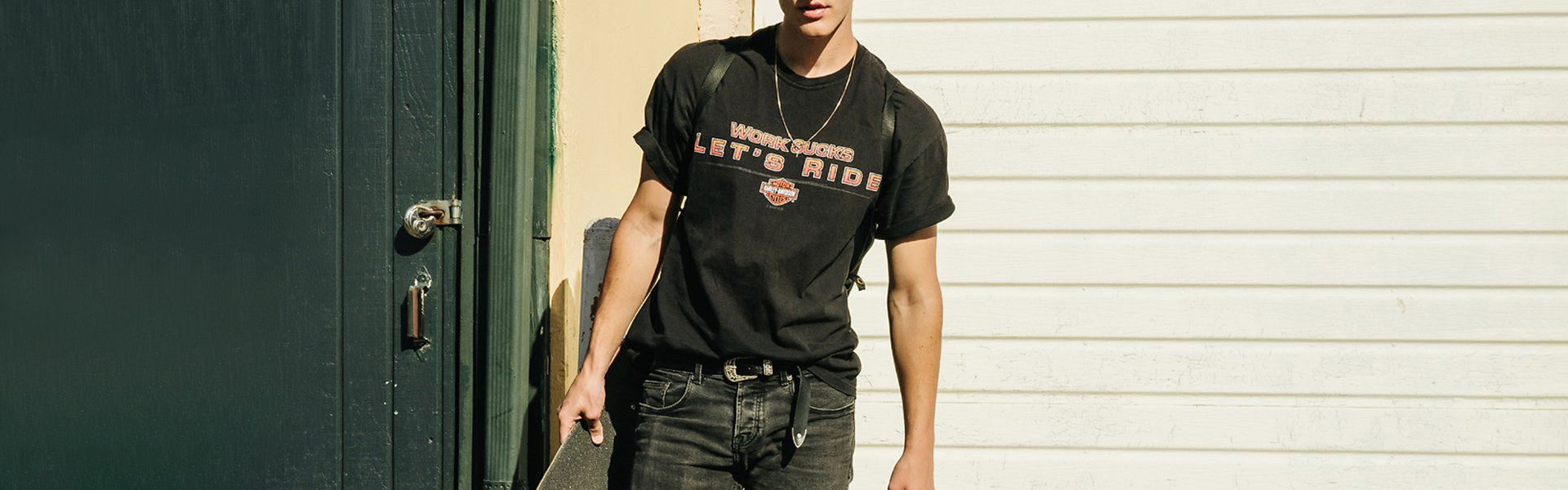 트렌디한 여름 샌들 추천 - 여성 인기 샌들 모음,남성 필수 아이템 - 베이직 티셔츠 온라인 특가,여성 상의 베스트셀러 모음 - 신상 업데이트 중