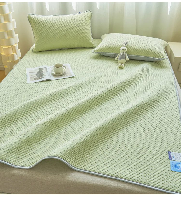 肌触りが気持ちいい冷感敷きパッドの質感