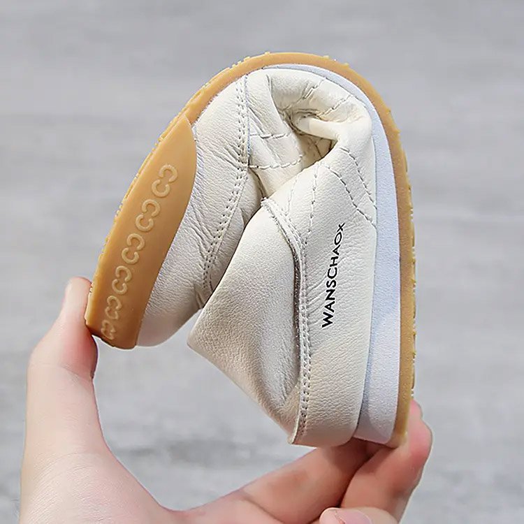 Dwufunkcyjne białe skórzane buty