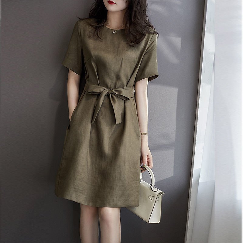 無地ポケット付きボウタイ半袖ワンピース