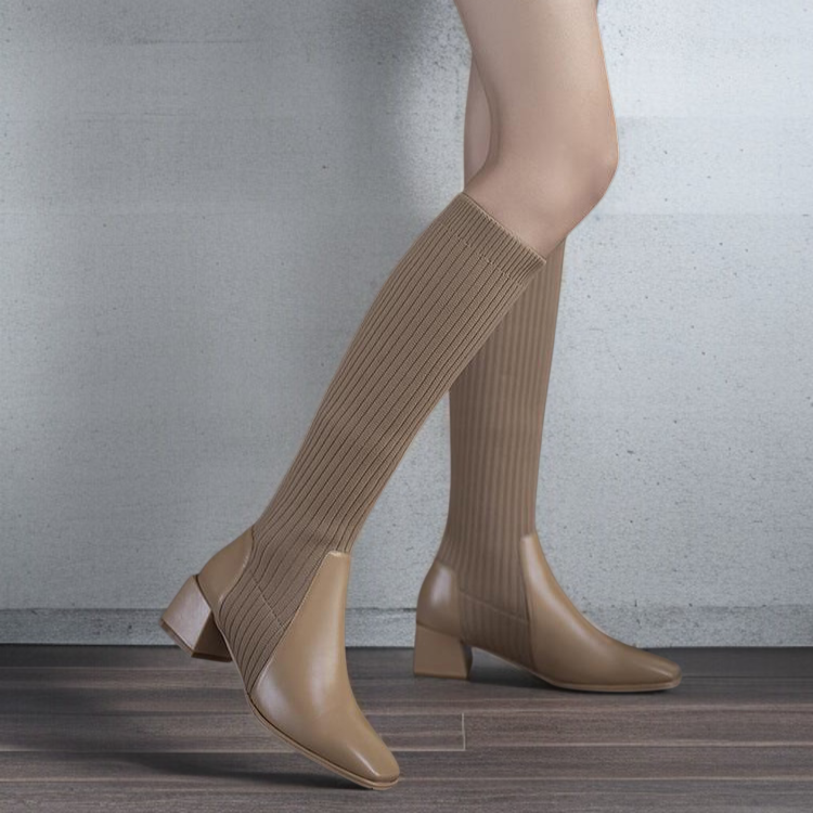 弾力性のある編みデザインの中筒ブーツ