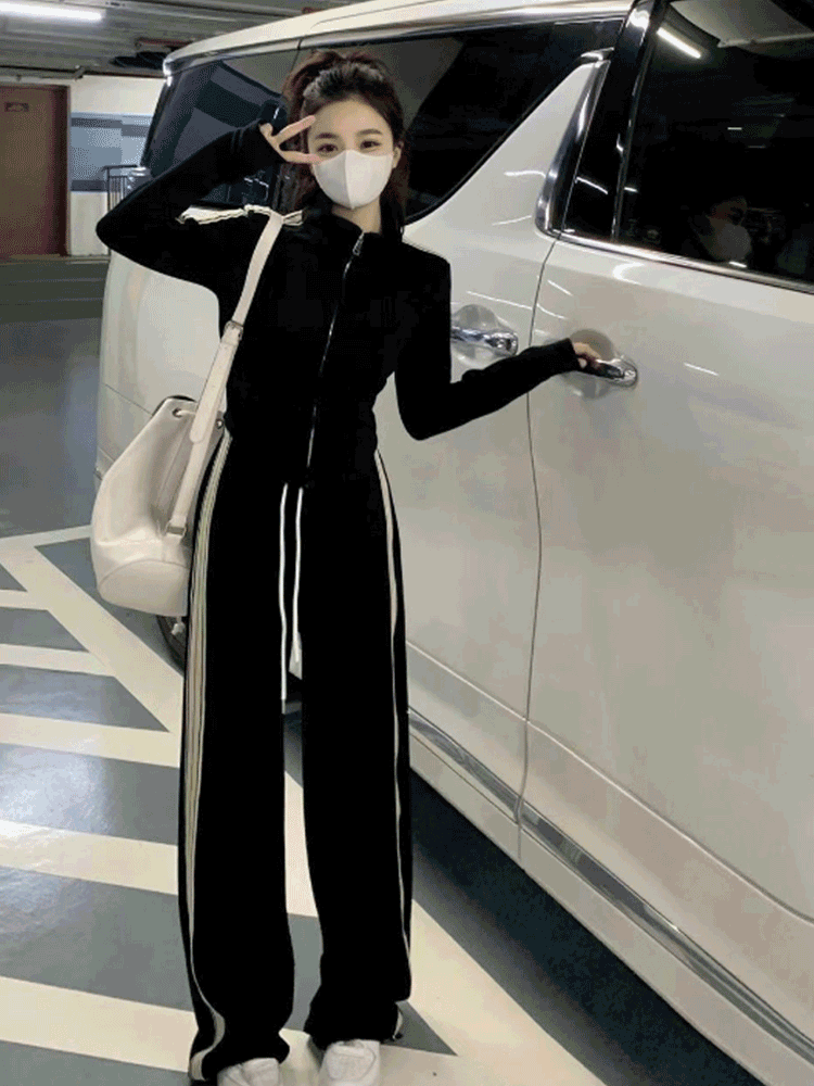 スポーツウエアセットアップ