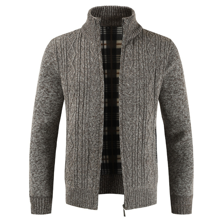 ケーブルニット