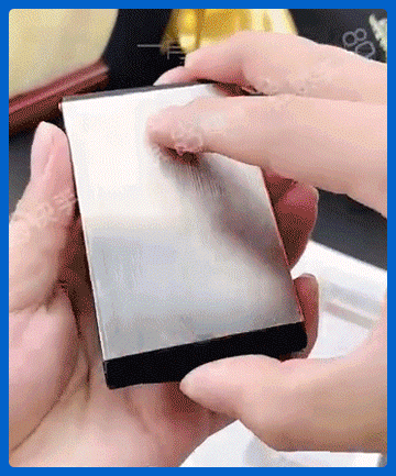 ドイツ精工の折りたたみ老眼用メガネ