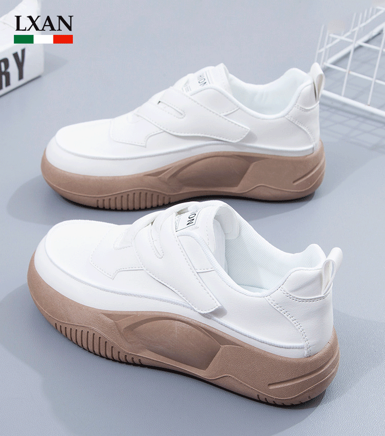 Modische und trendige "Casual Schuhe".