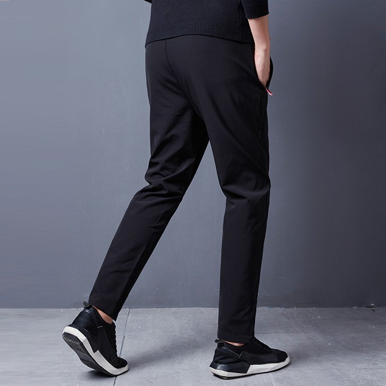 ストレッチパンツ