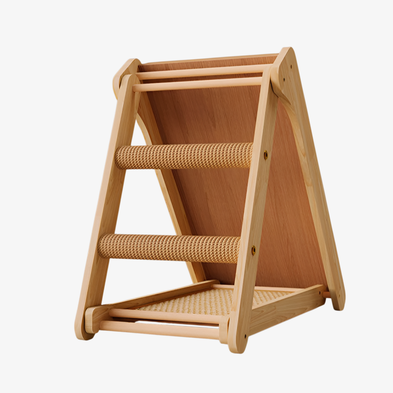 튼튼한 원목 소재의 고양이 장난감 근접 사진