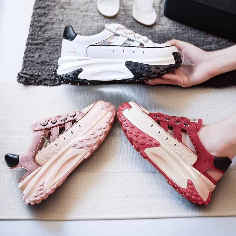 여성 스포츠 샌들 스타일 착용샷