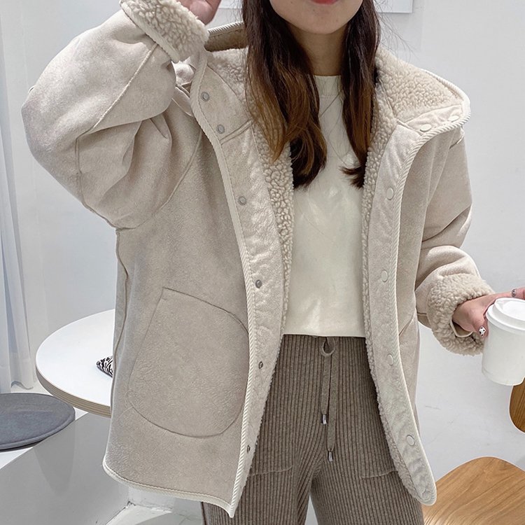 リバーシブルフード付きボアジャケット