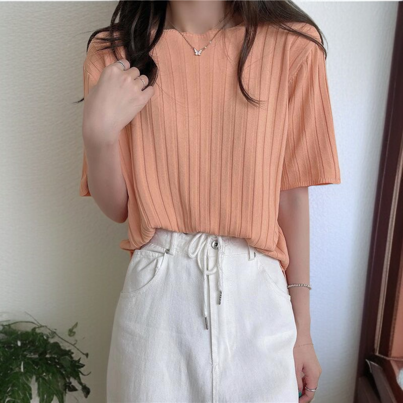 다양한 레깅스와 어울리는 니트 반팔티