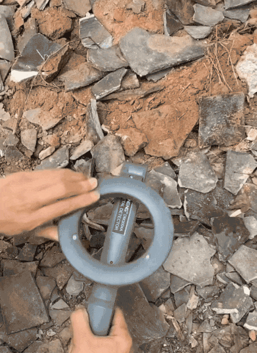 20231108-于欢-1126553-TH-FM-手持式高灵敏金属探测仪-1005559108_15.gif