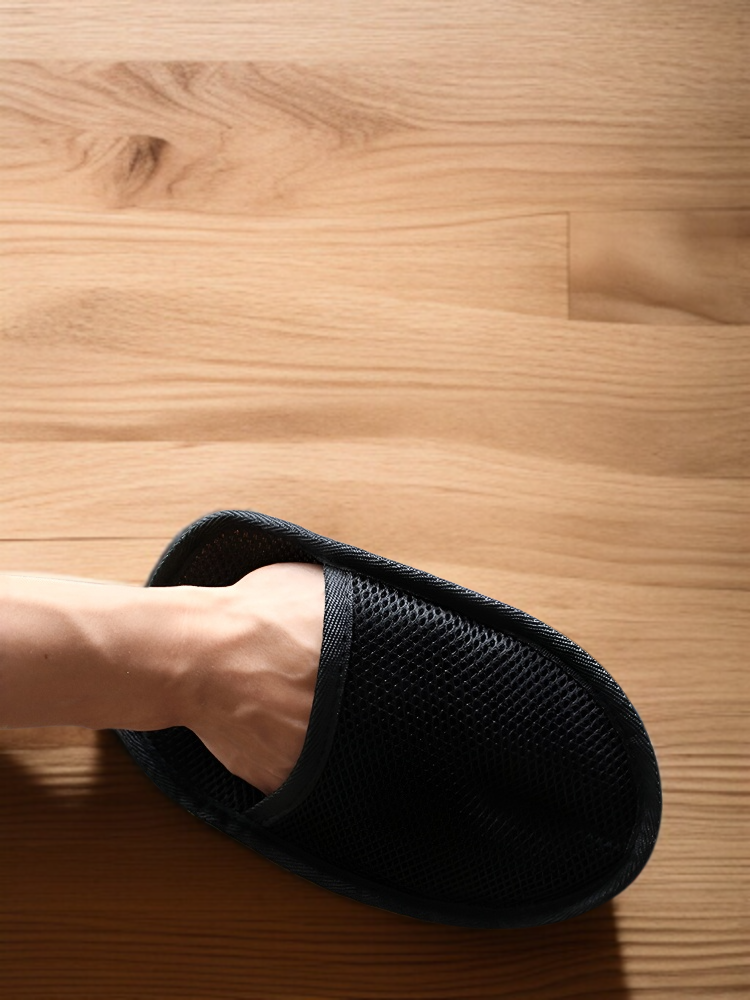 도톰한 양털 세차장갑으로 차량 세차하기