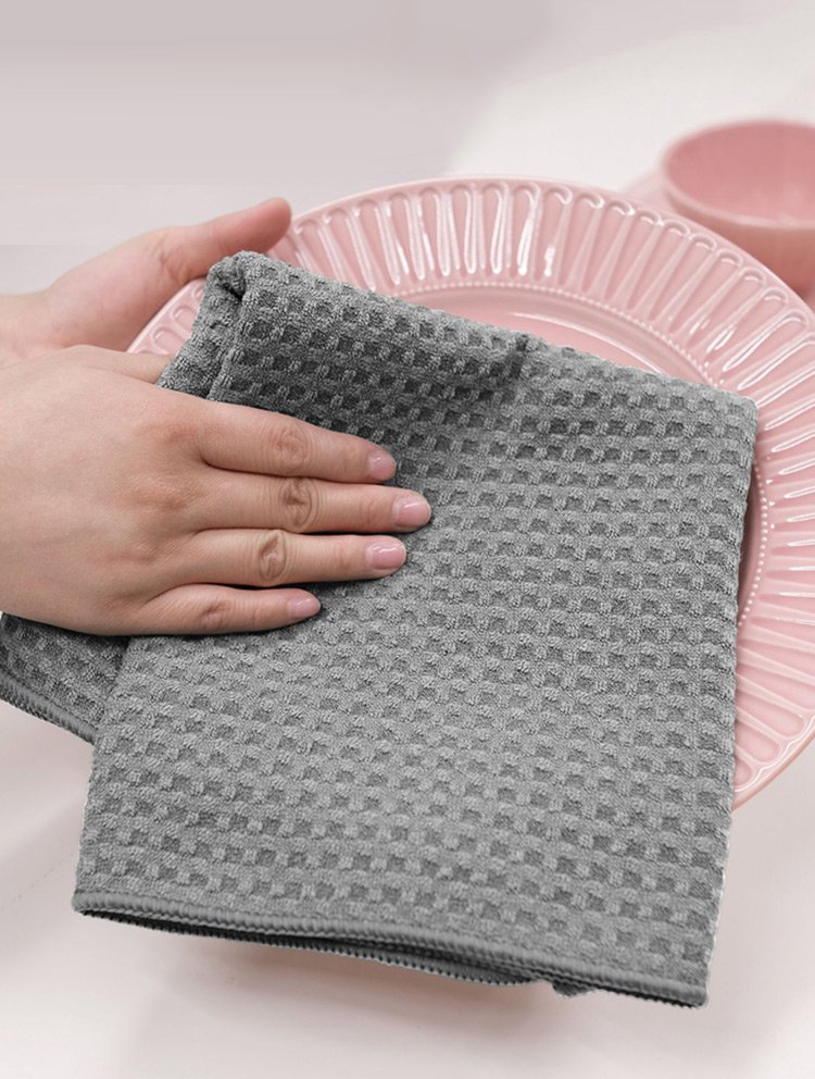 高密度マイクロファイバーのアウトドア利用シーン