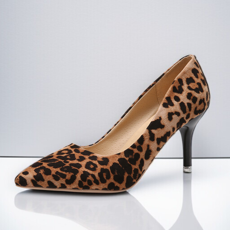 날씬해 보이는 여성 단화 측면