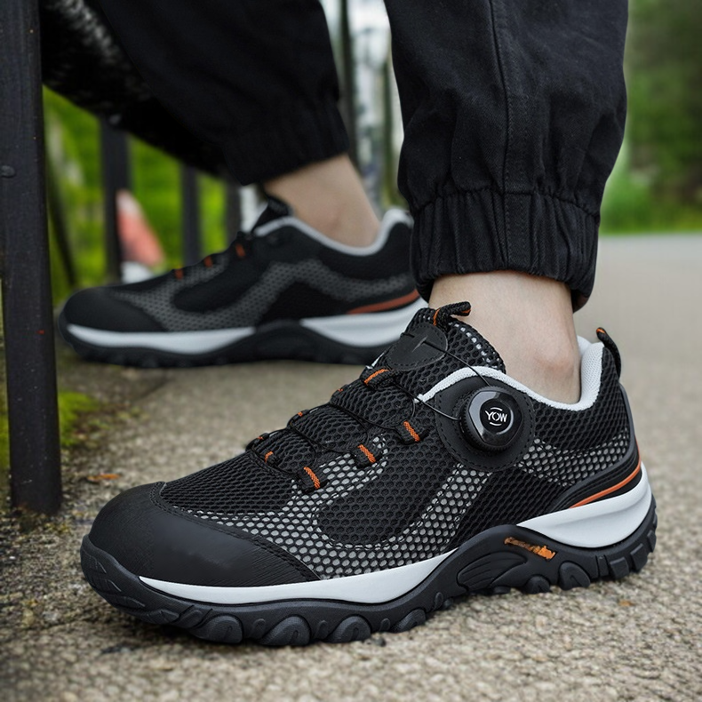 耐久性の高い素材で長持ちする安全靴