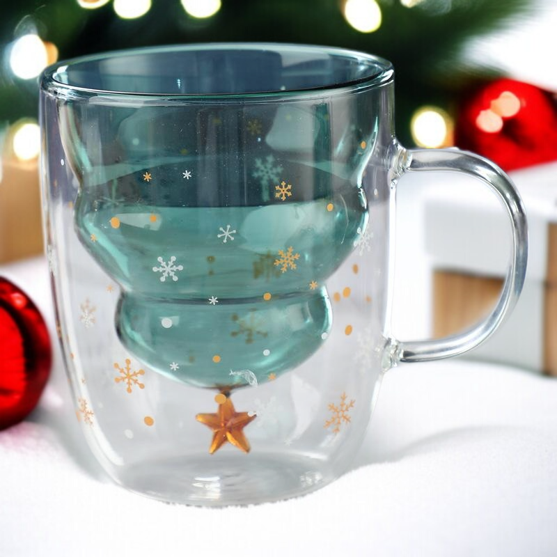 Doppelwandige Glastasse mit kleinem rotem Henkel für Weihnachten