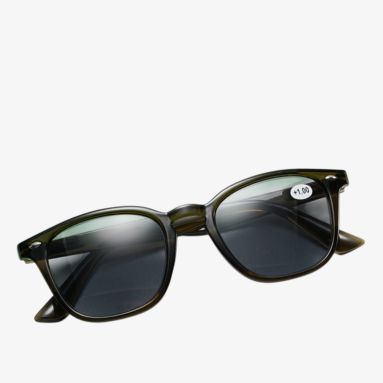 편안한 착용감의 돋보기 선글라스